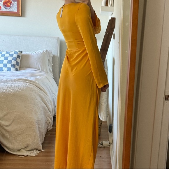 Rumored Long Sleeved Dress - Picture 3 of 3